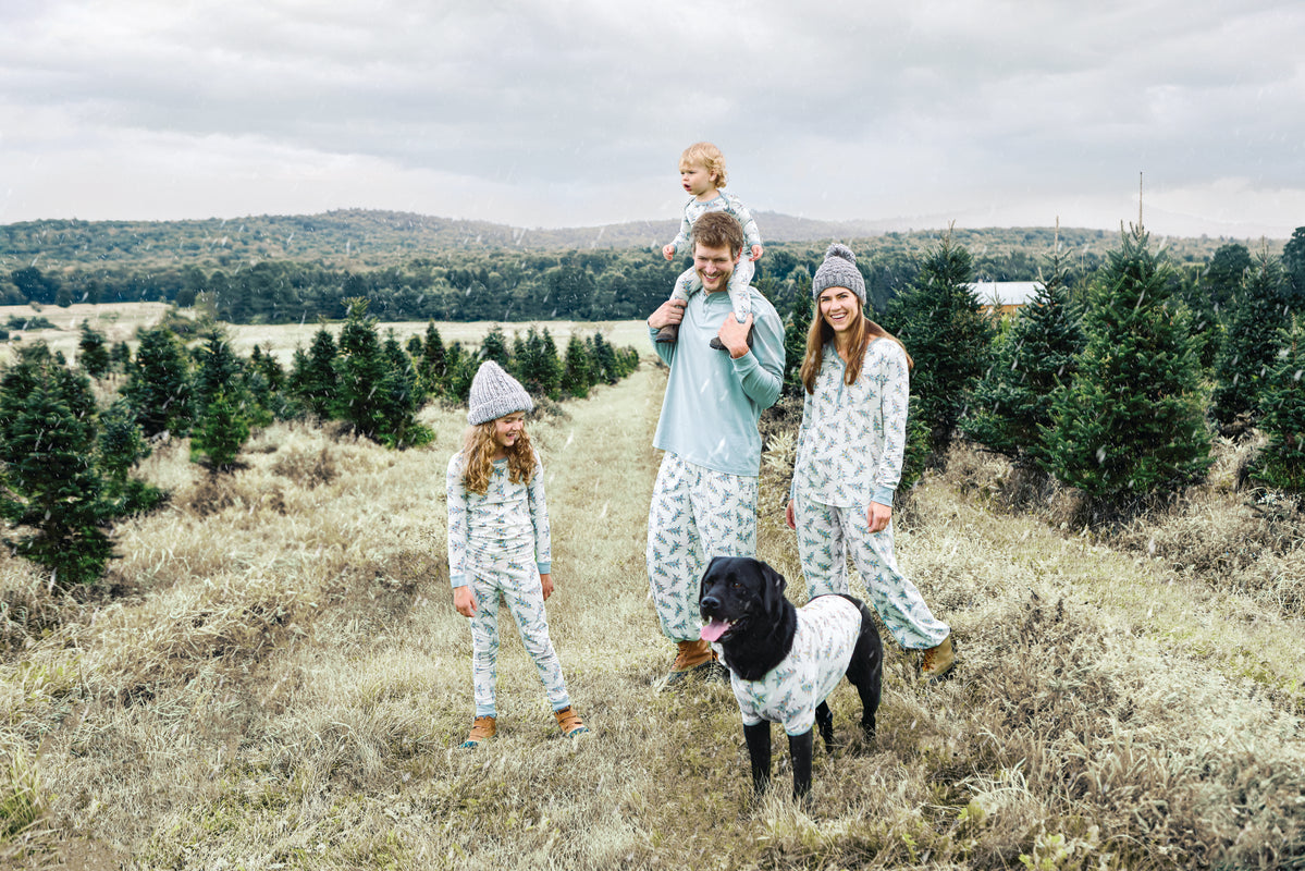 Creating the Perfect Holiday Card with Matching Family Pajamas | Pajamagram