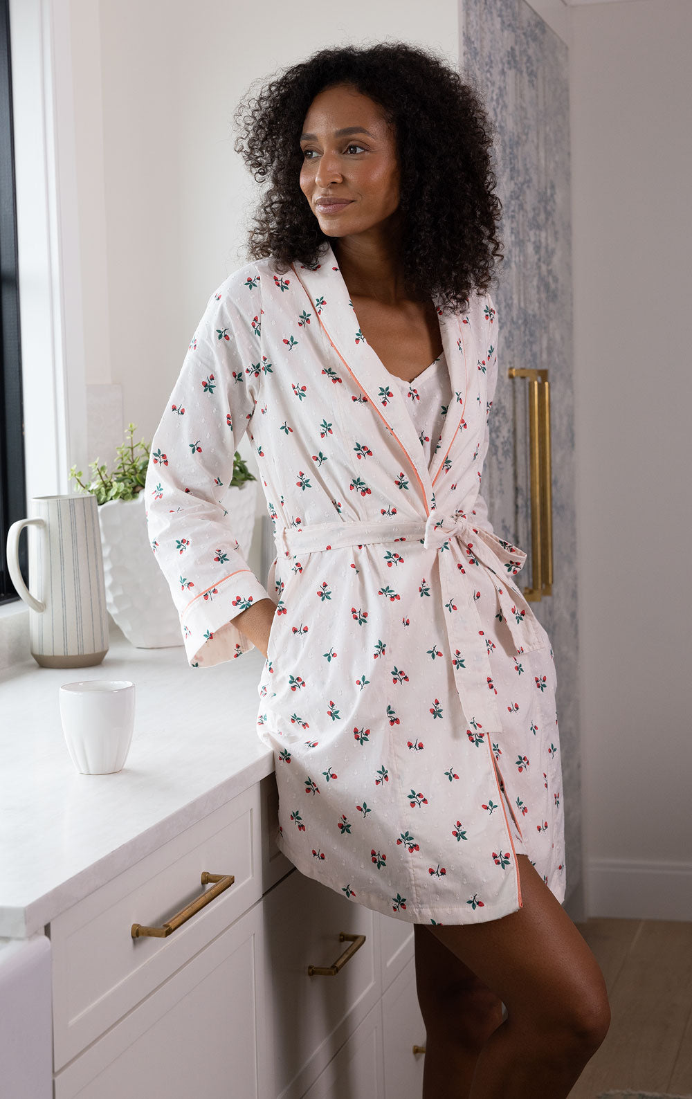 Rested Cotton Short Robe – Strawberry Cream