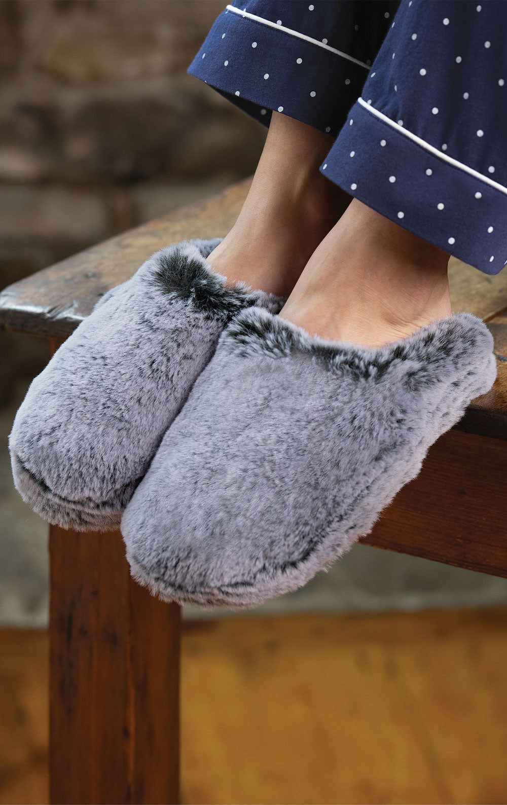 Fuzzy Wuzzies Adult Slippers